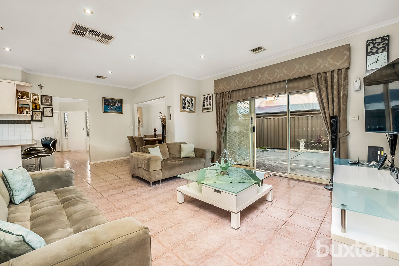 Gallery: 41 Poulter Crescent