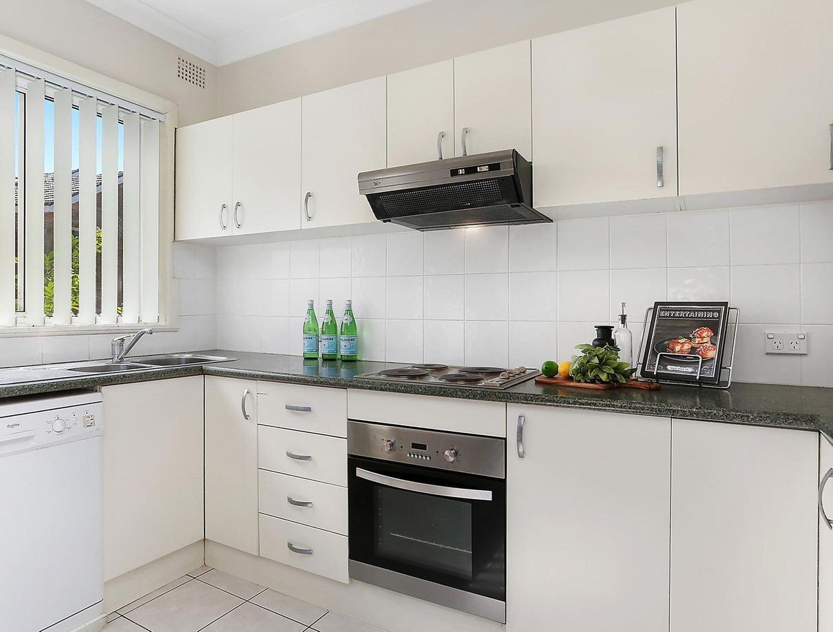 4/1 Rosa Street OATLEY 2