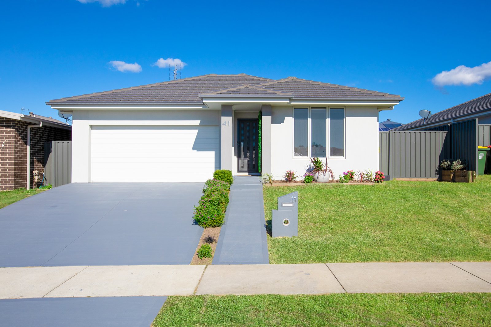 41 Sandridge Street THORNTON 1