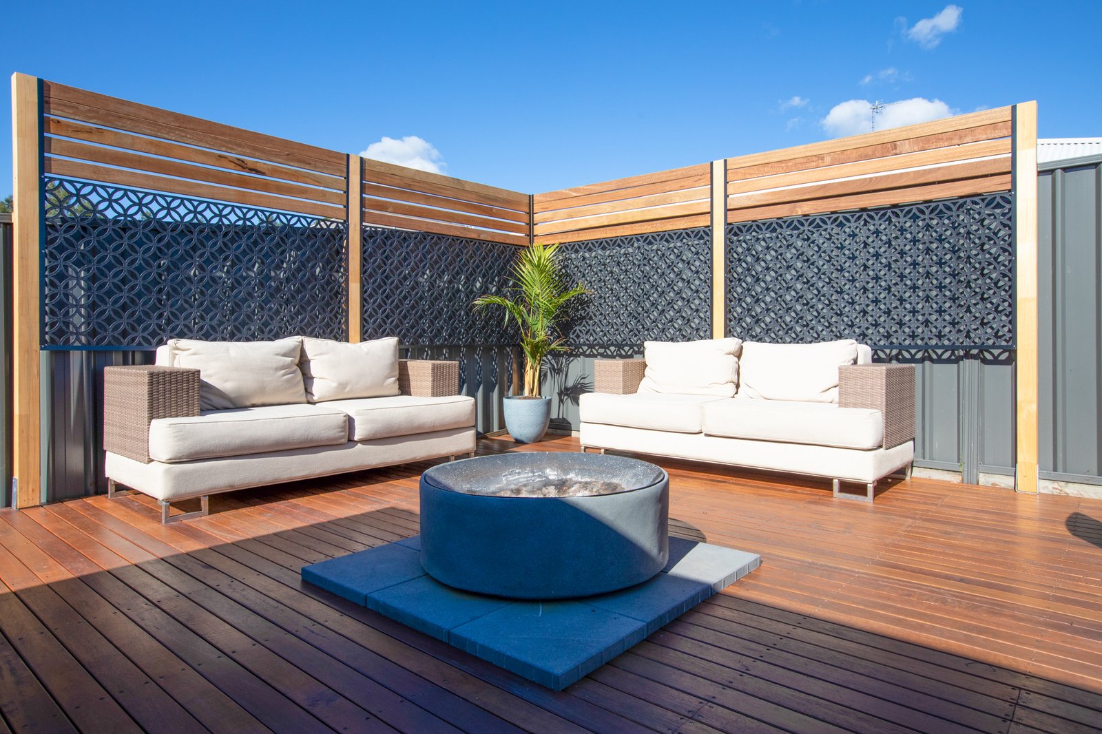 41 Sandridge Street THORNTON 9