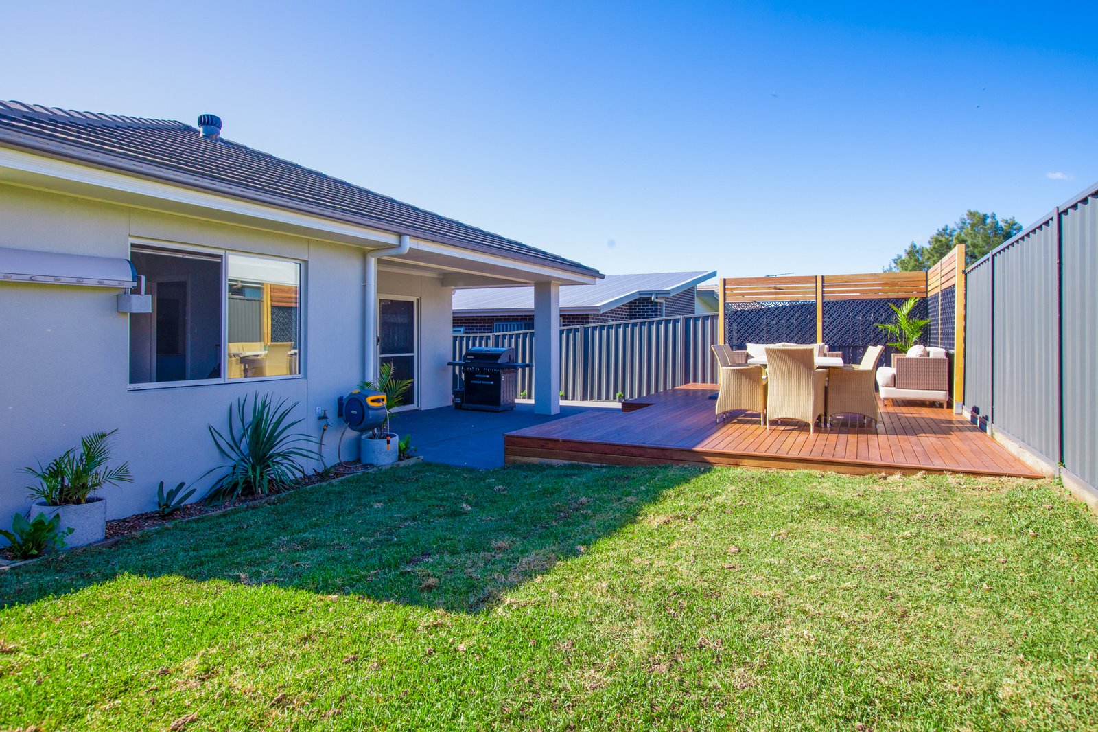 41 Sandridge Street THORNTON 12