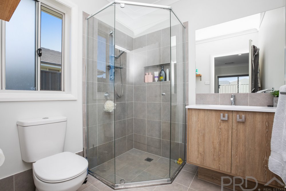 41 Sandridge Street THORNTON 14