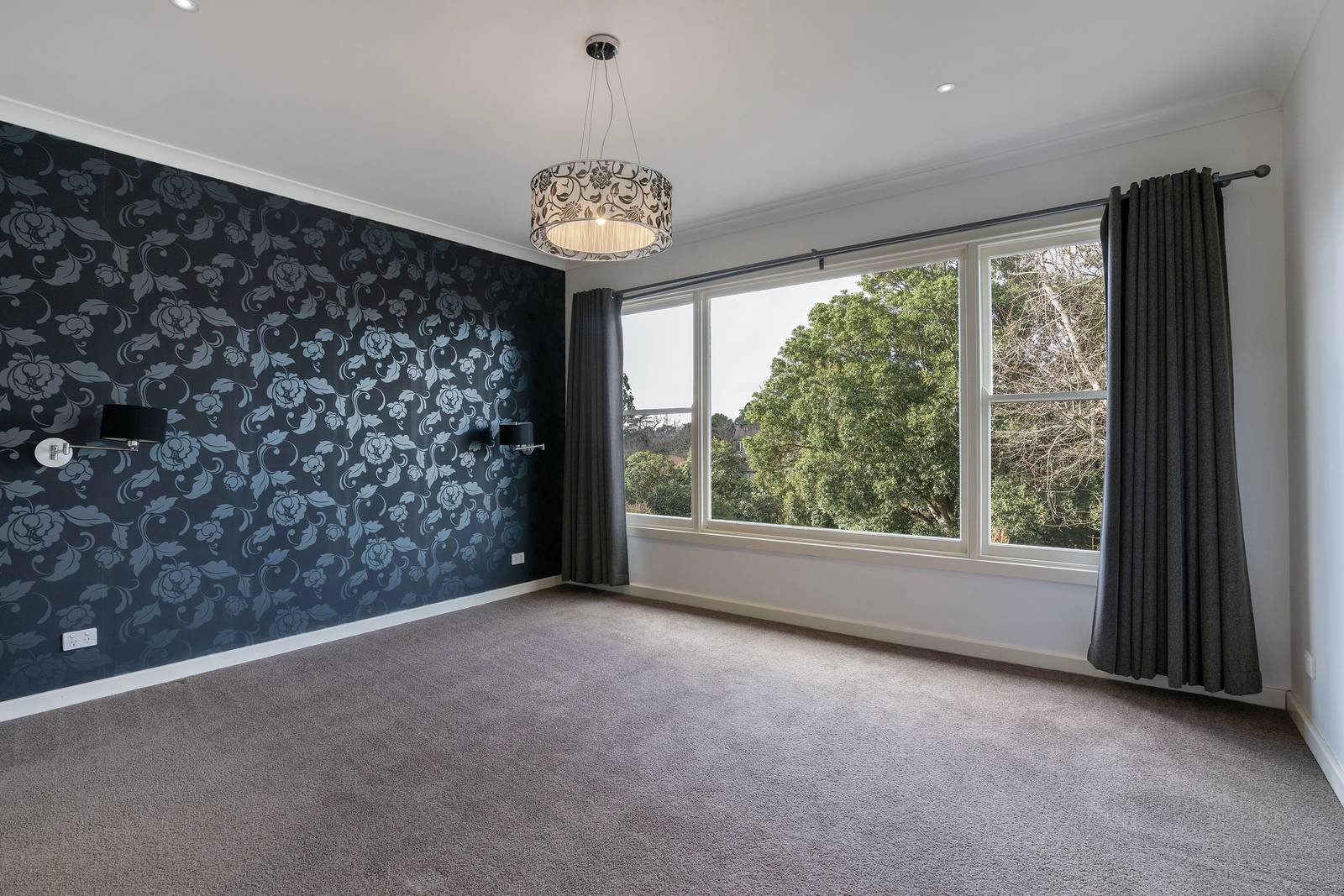 41 Spruzen Avenue, Kew East, VIC