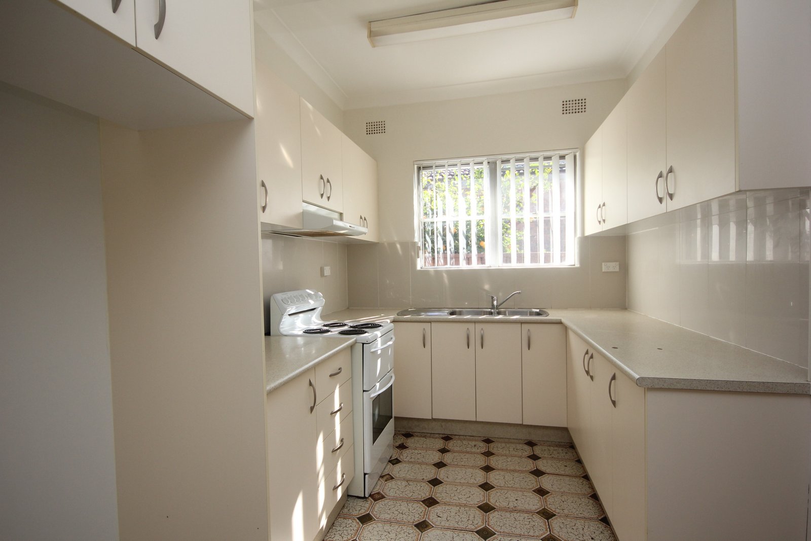 41 St Georges Road BEXLEY 2