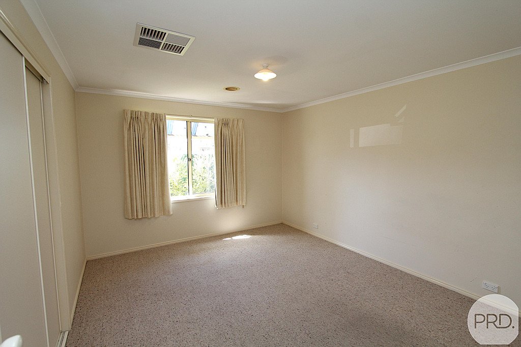 41 St Pauls Way BAKERY HILL 17