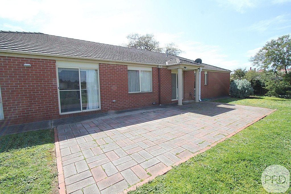 41 St Pauls Way BAKERY HILL 23