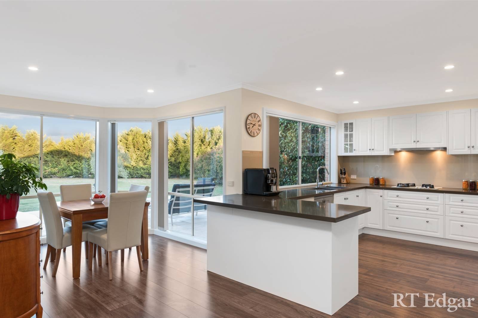 Real Estate and Property in 41 Stuartfield Avenue, Romsey, VIC