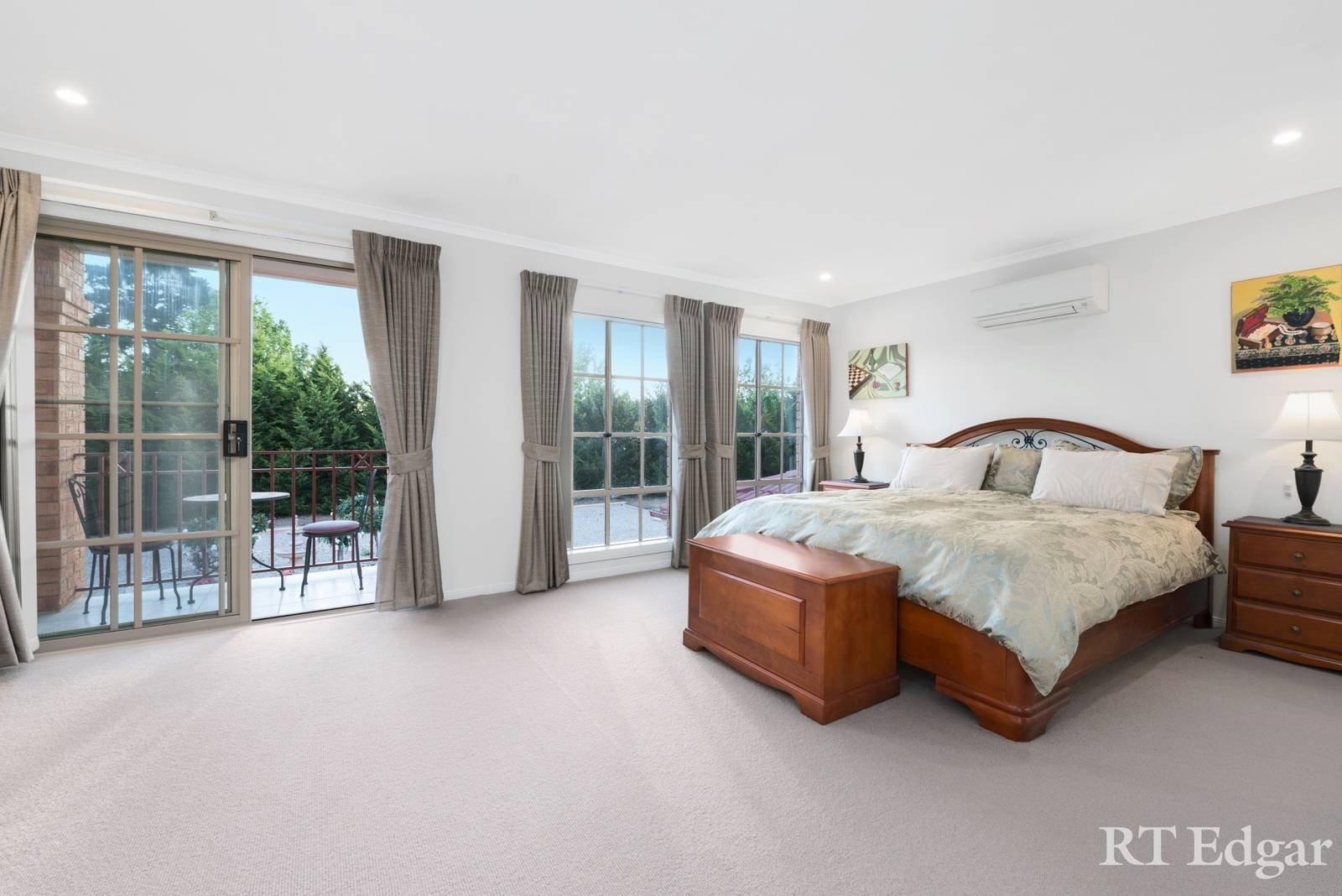 Real Estate and Property in 41 Stuartfield Avenue, Romsey, VIC