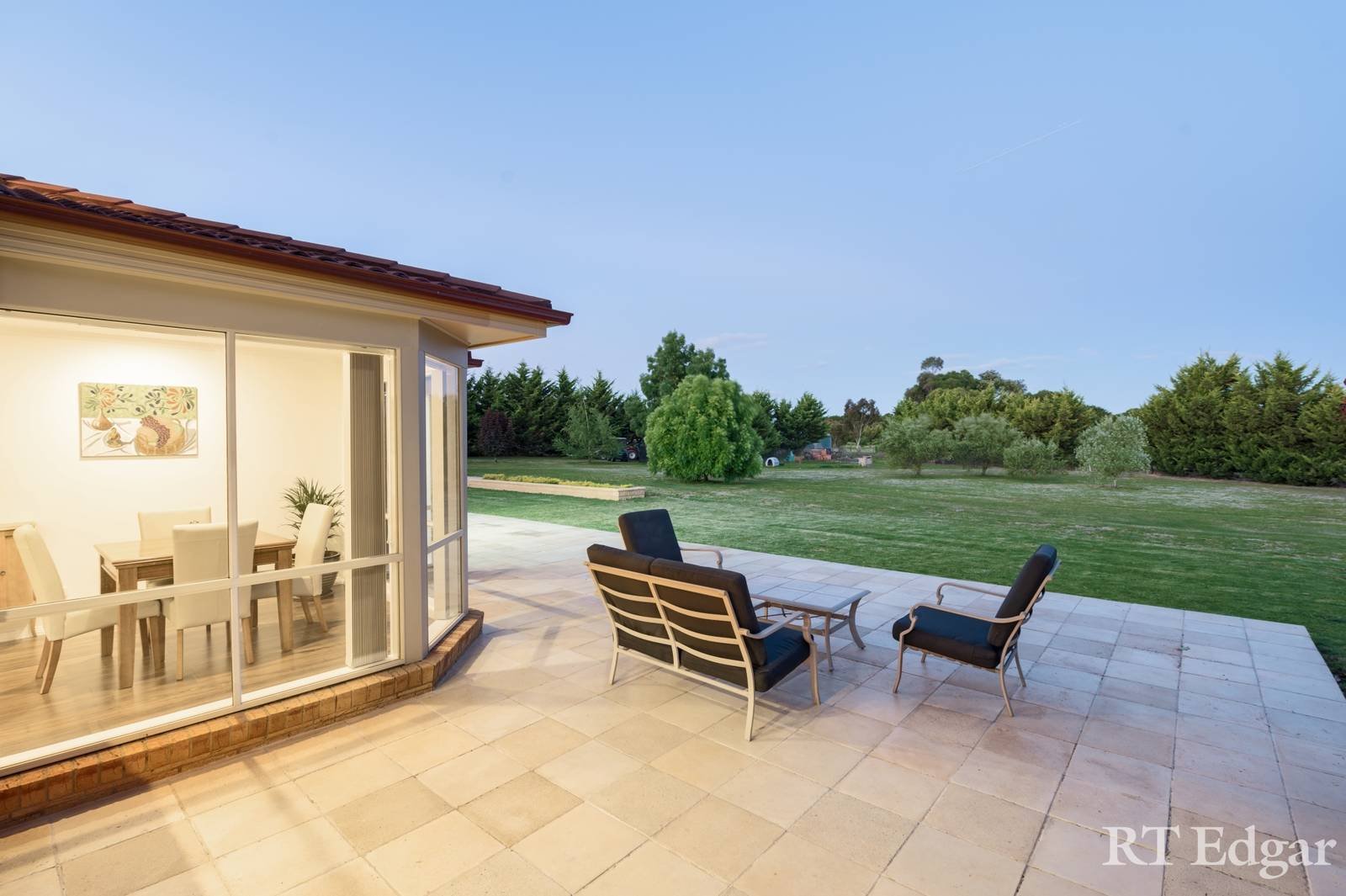 Real Estate and Property in 41 Stuartfield Avenue, Romsey, VIC