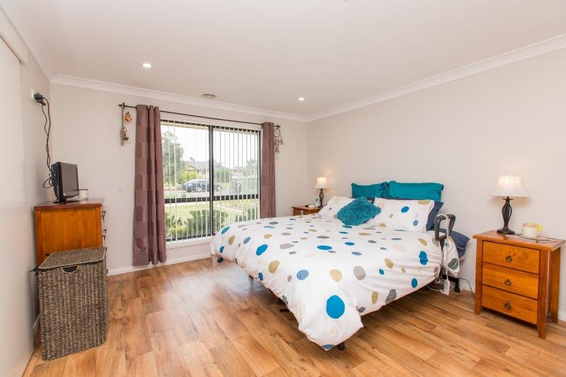 41 Swan Street FLOWERDALE 4