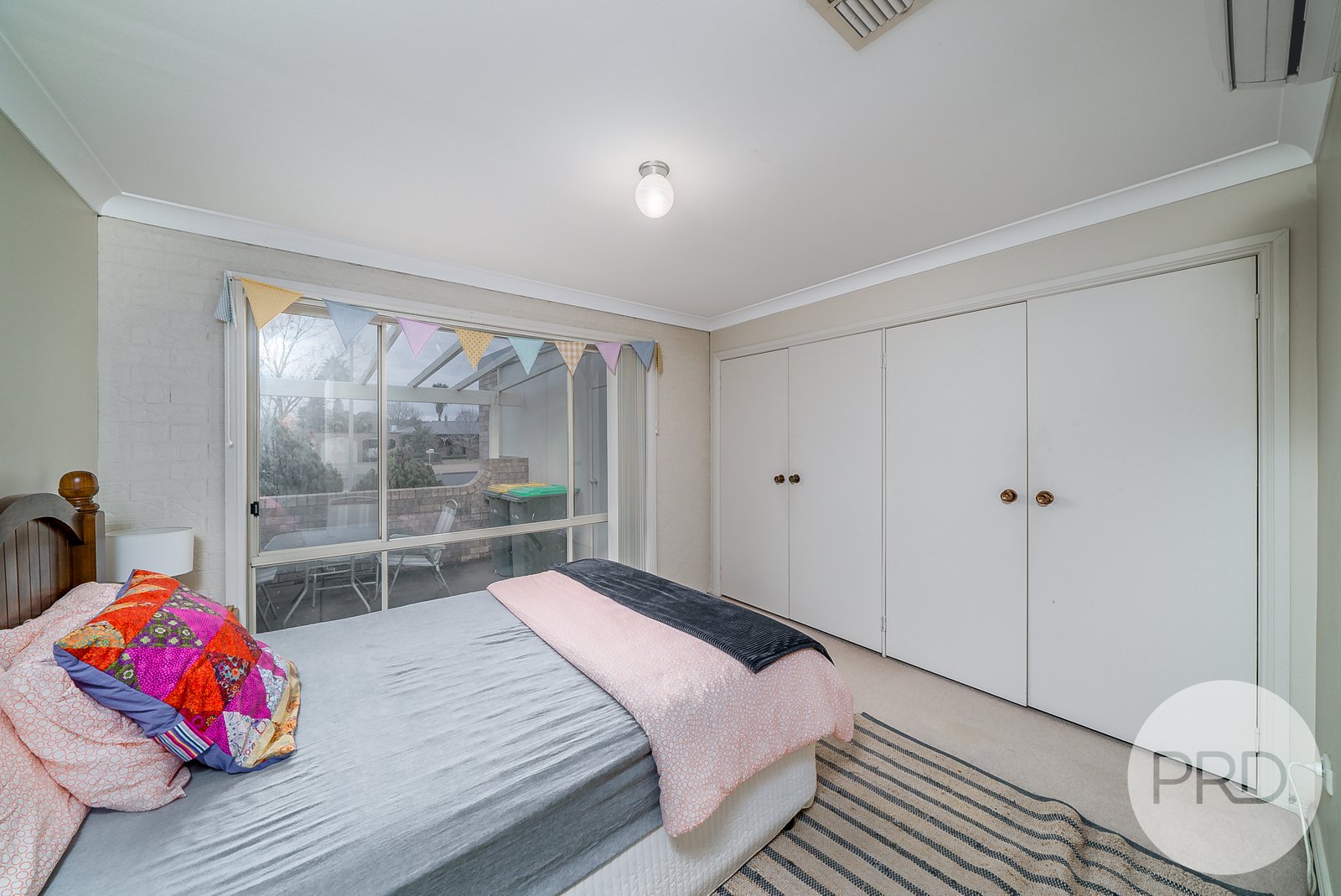 41 Warrambool Crescent GLENFIELD PARK 6