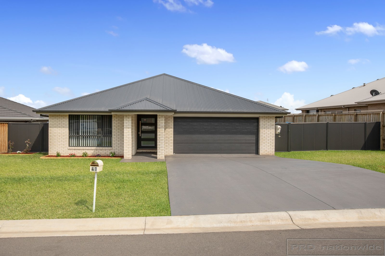 41 Watervale Circuit CHISHOLM 1