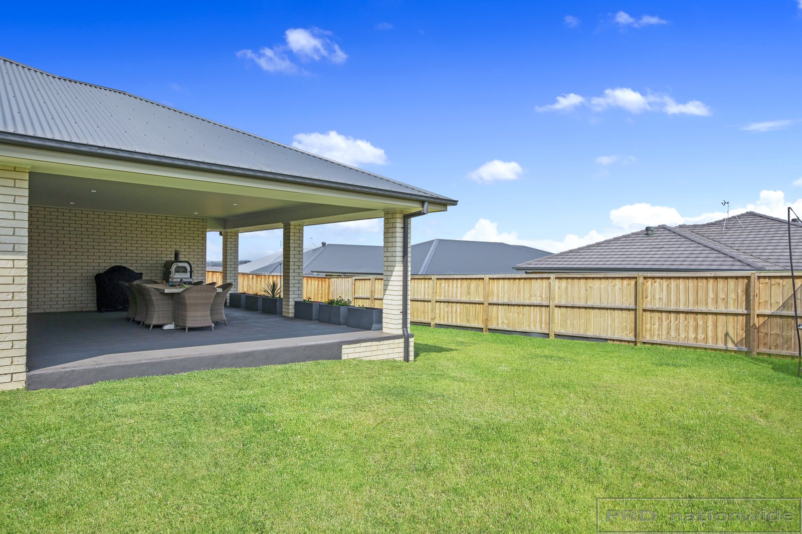 41 Watervale Circuit CHISHOLM 4