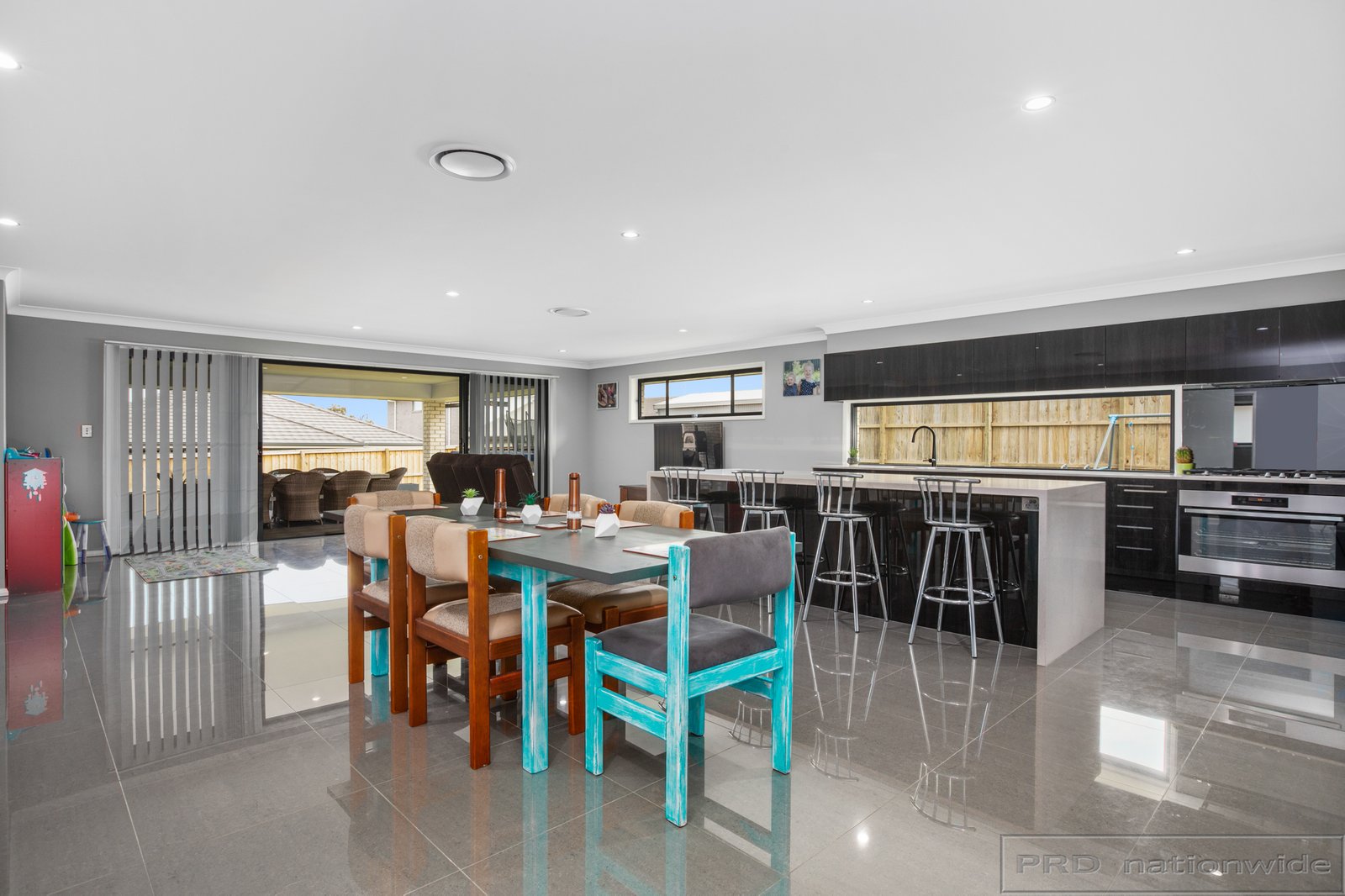 41 Watervale Circuit CHISHOLM 8