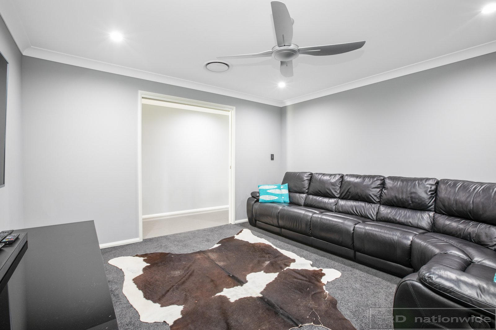 41 Watervale Circuit CHISHOLM 16