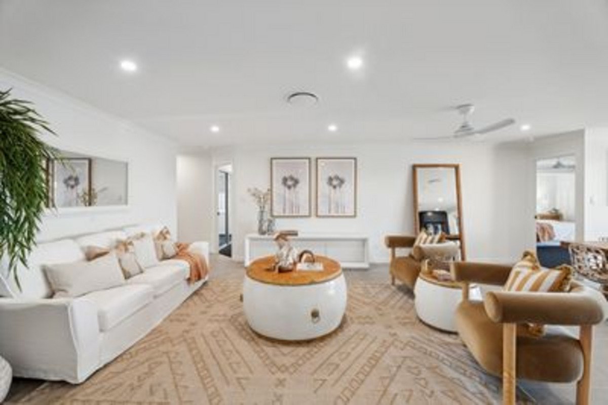 41 Wedgebill Parade Burleigh Waters 3