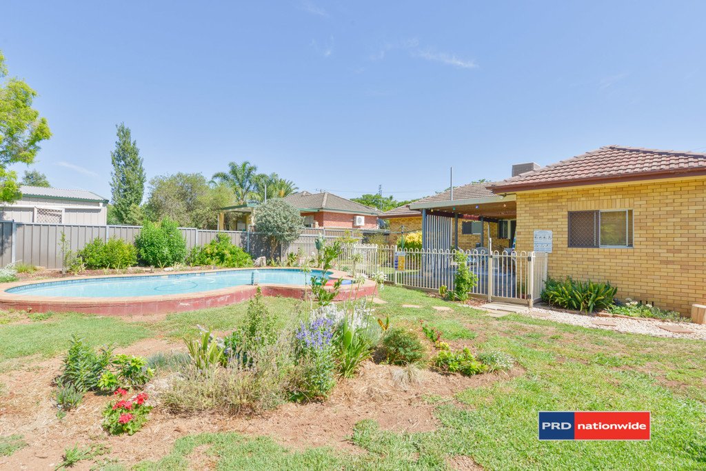 41 Wilburtree Street TAMWORTH 19