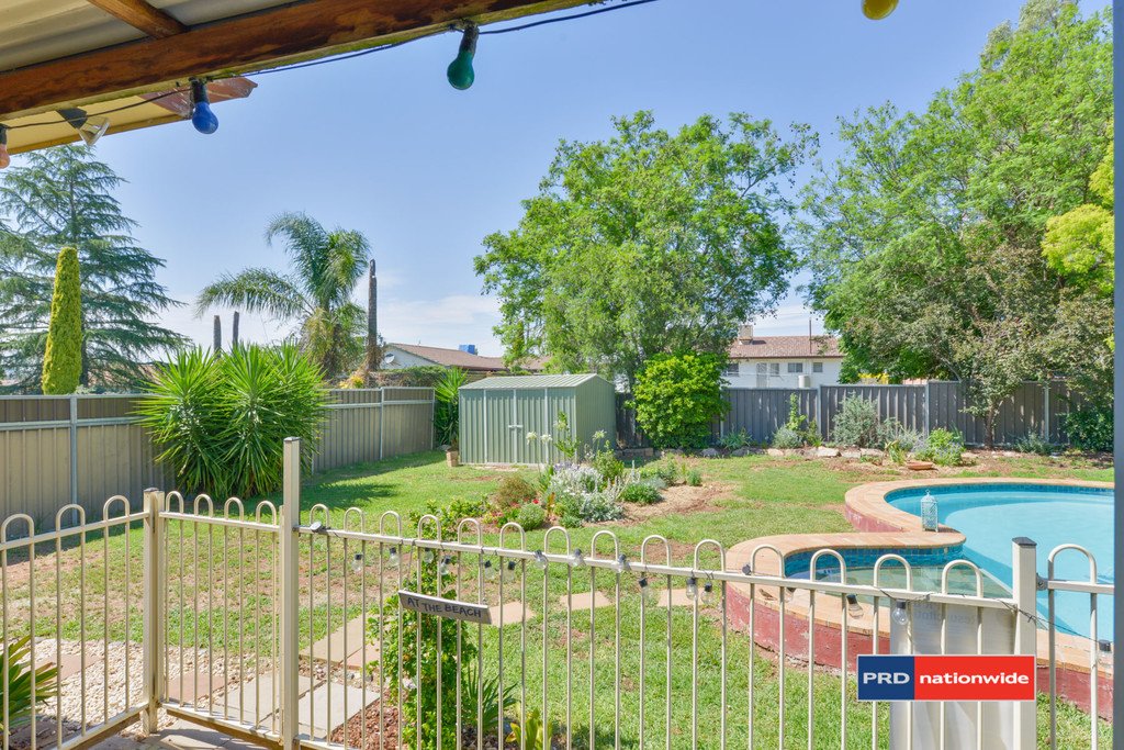41 Wilburtree Street TAMWORTH 21
