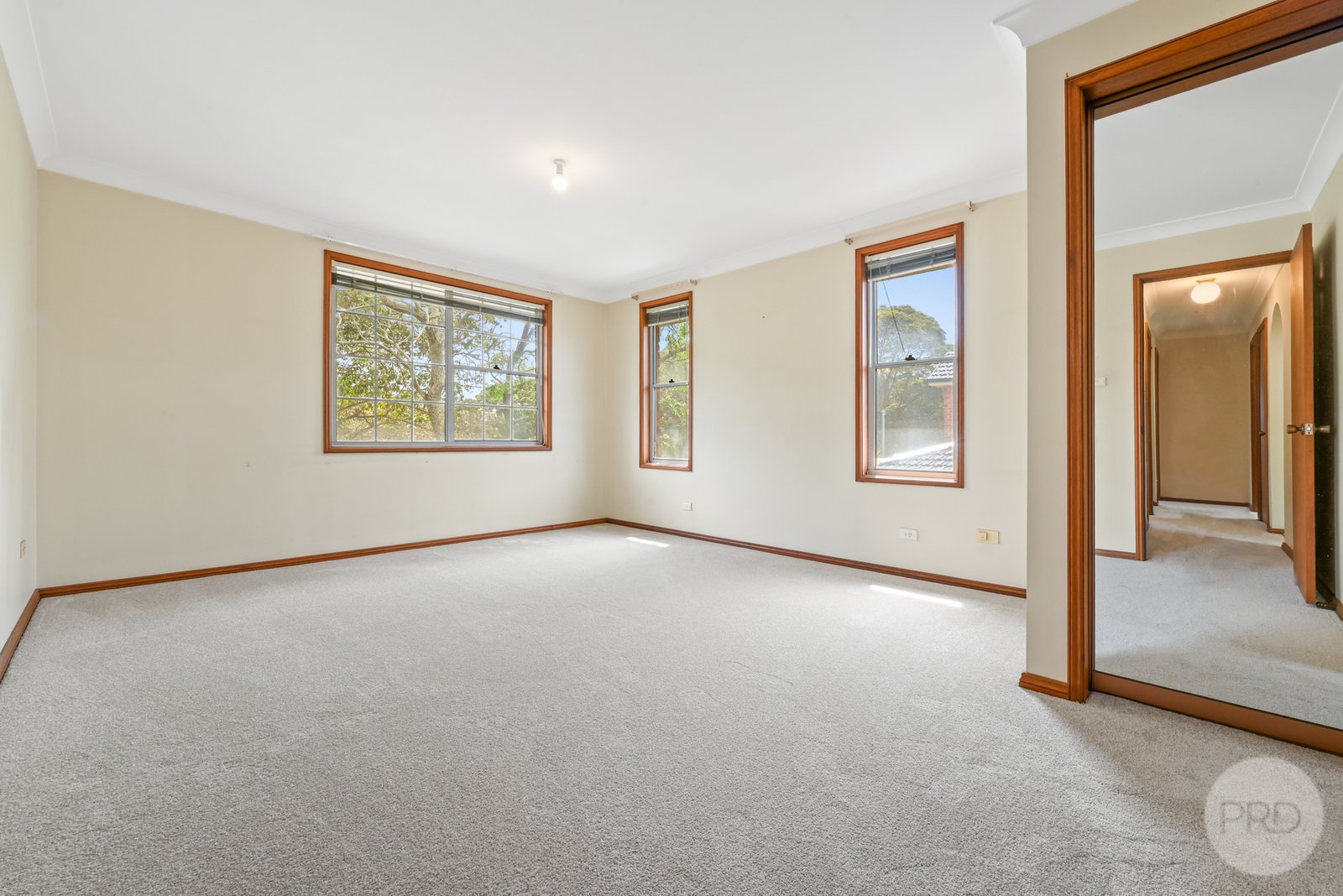 41 Woronora Parade OATLEY 12