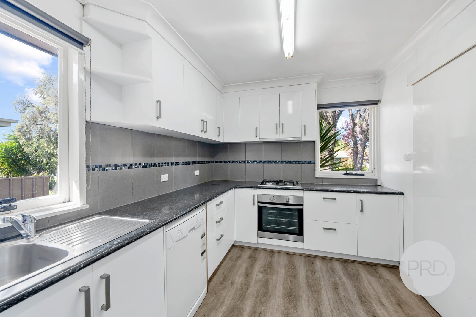 41 Ziegler Avenue KOORINGAL 3