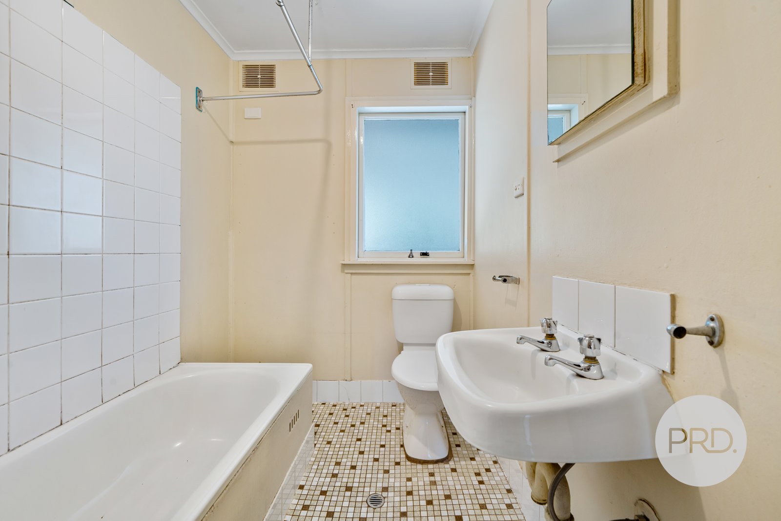 41 Ziegler Avenue KOORINGAL 7