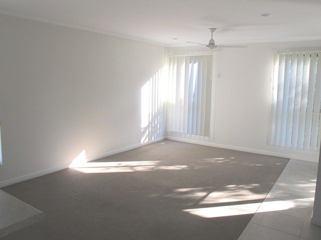4/10 Arthur Street BOYNE ISLAND 3