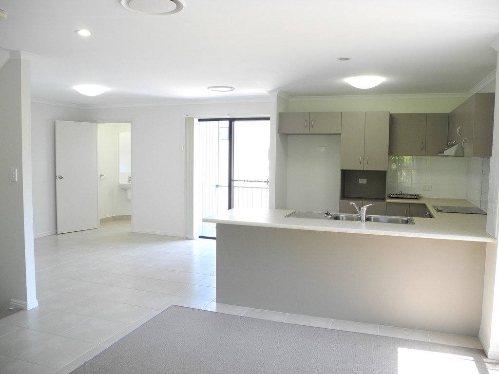 4/10 Arthur Street BOYNE ISLAND 6