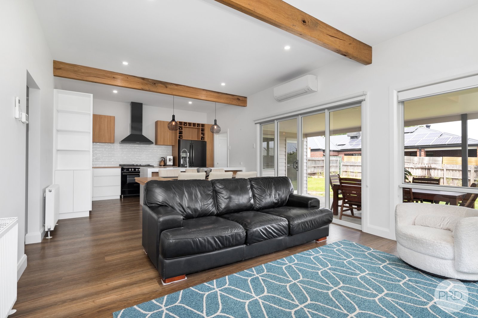 410 Chisholm Street BLACK HILL 3