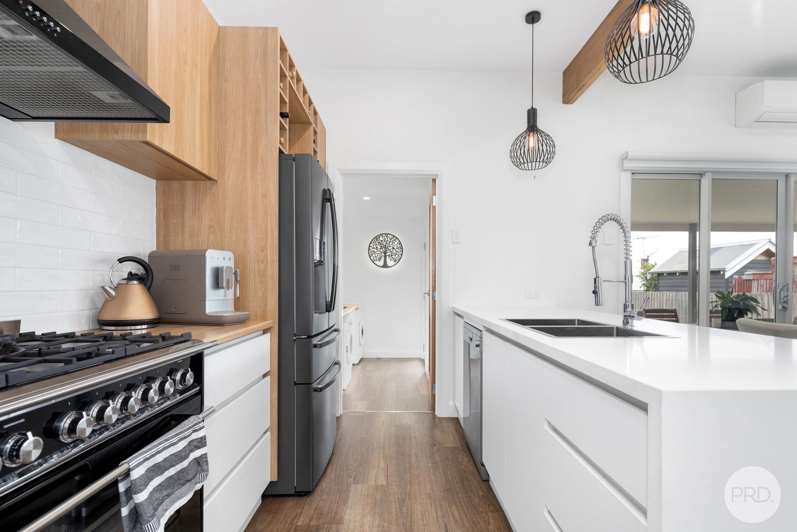 410 Chisholm Street BLACK HILL 6