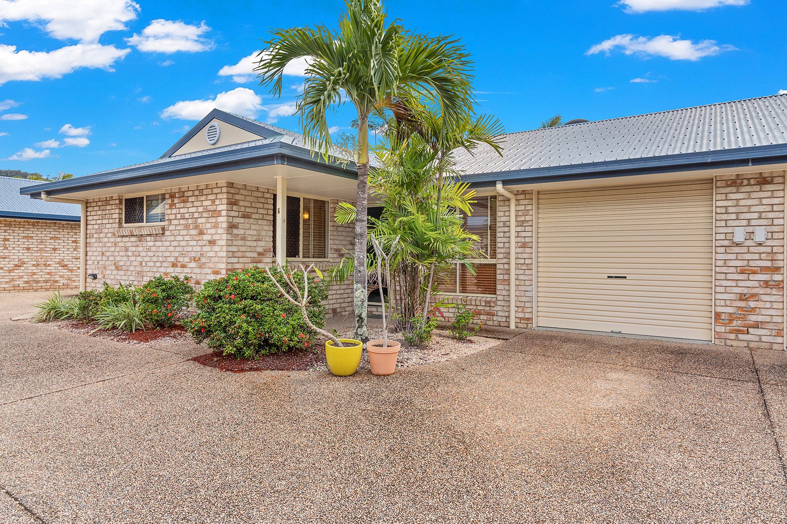 4/10 Erromango Drive JUBILEE POCKET 1