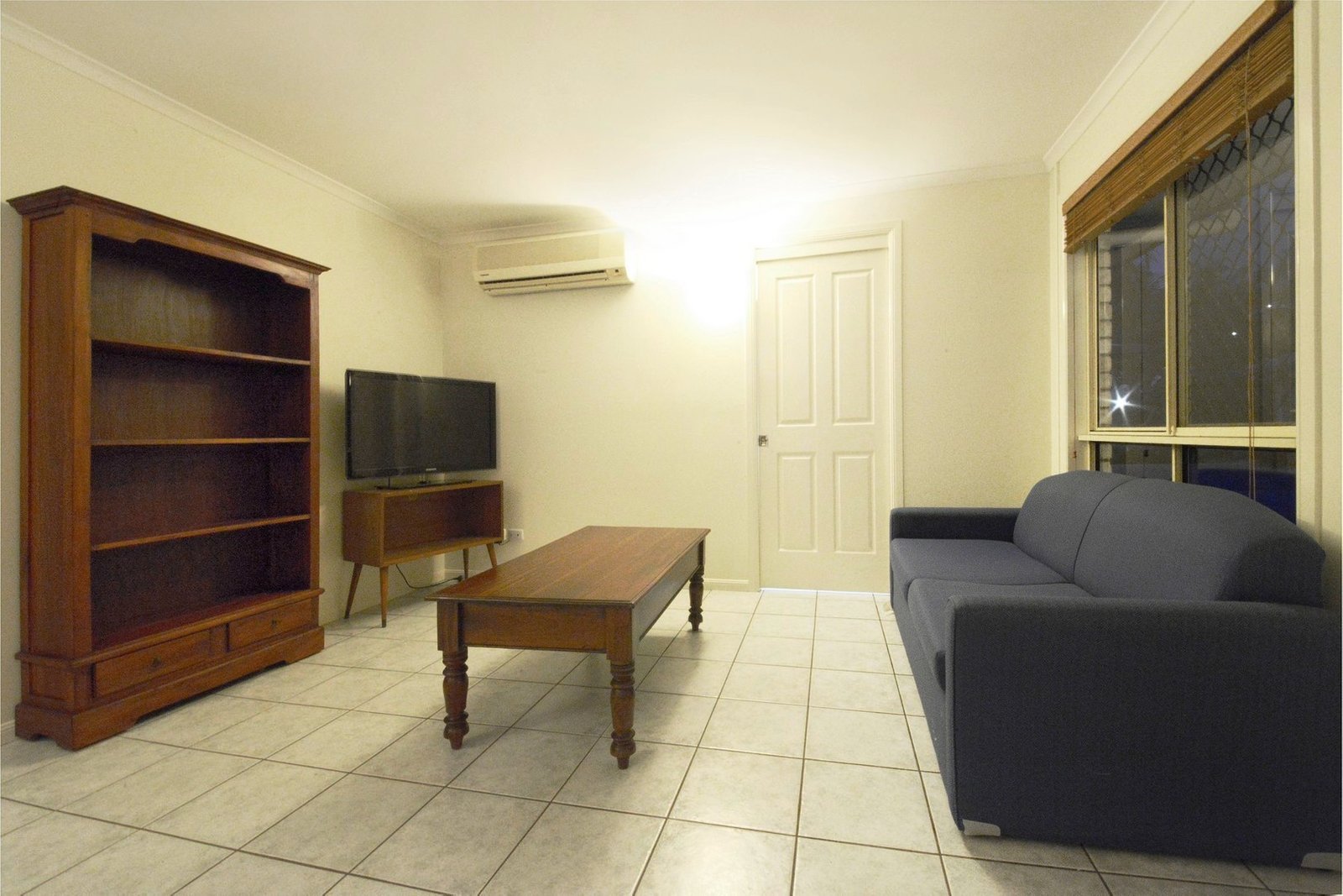 4/10 Erromango Drive JUBILEE POCKET 5