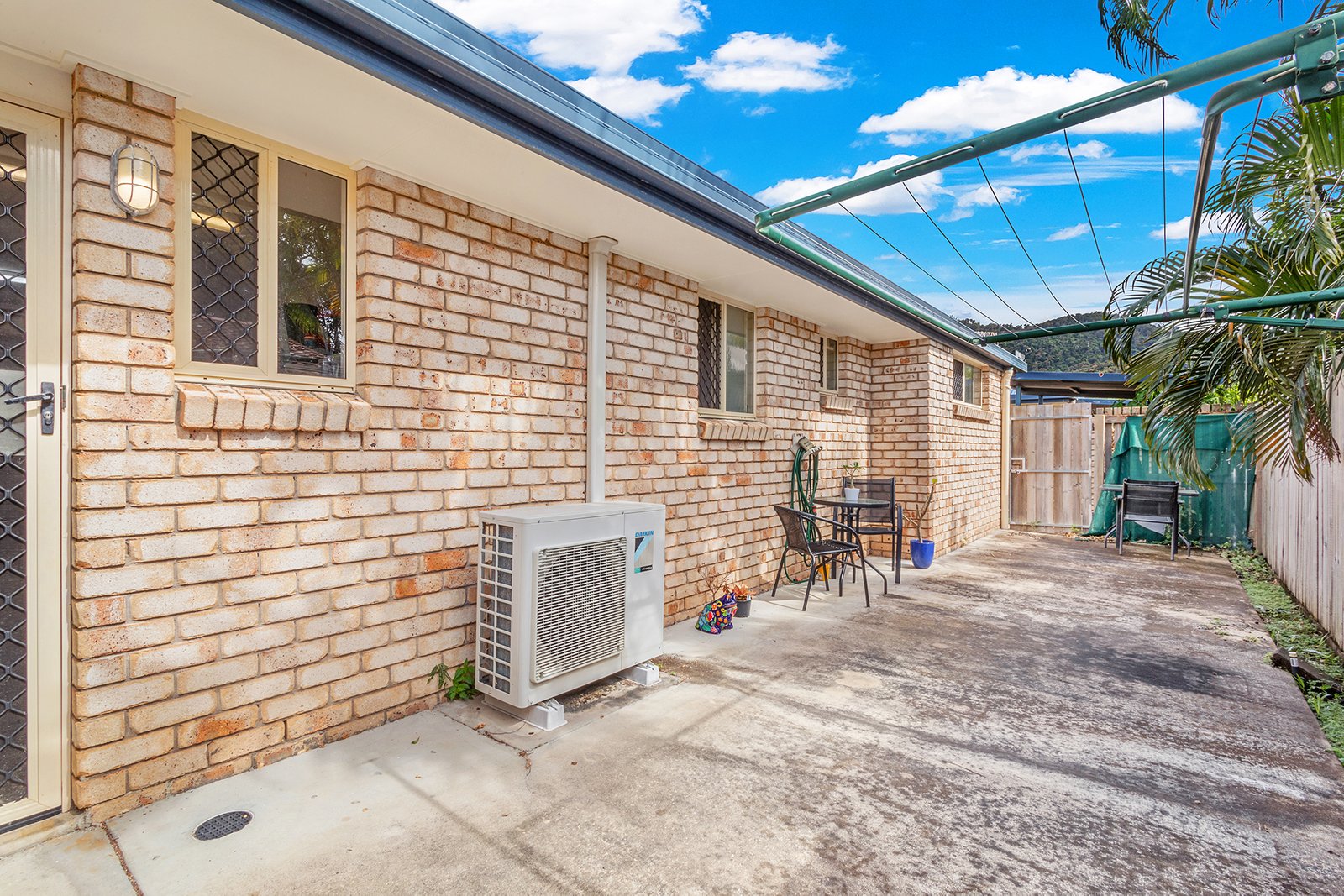 4/10 Erromango Drive JUBILEE POCKET 11