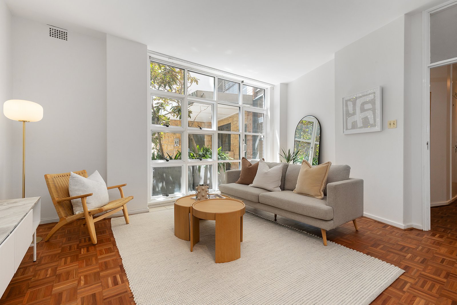 4/10 Etham Avenue DARLING POINT 2