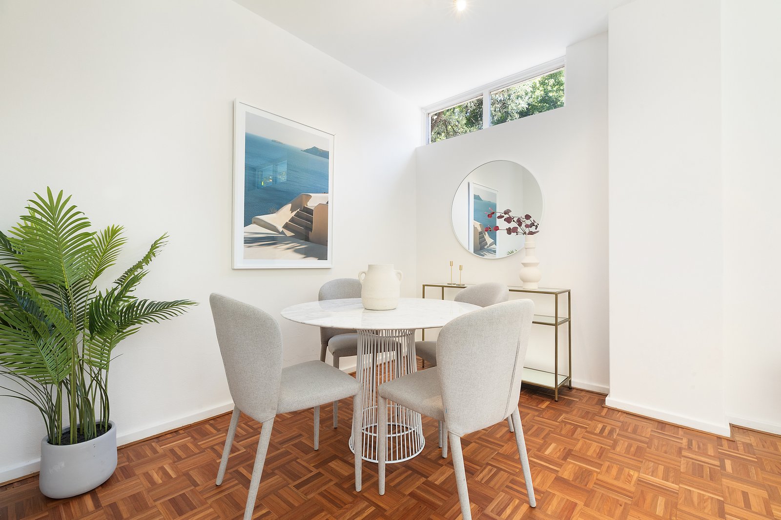 4/10 Etham Avenue DARLING POINT 3