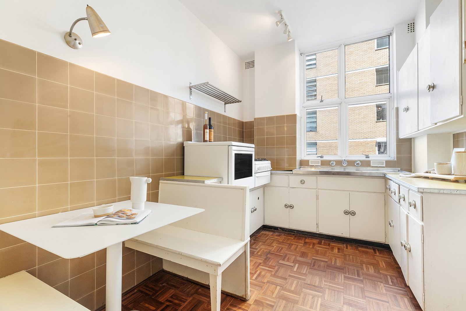 4/10 Etham Avenue DARLING POINT 4