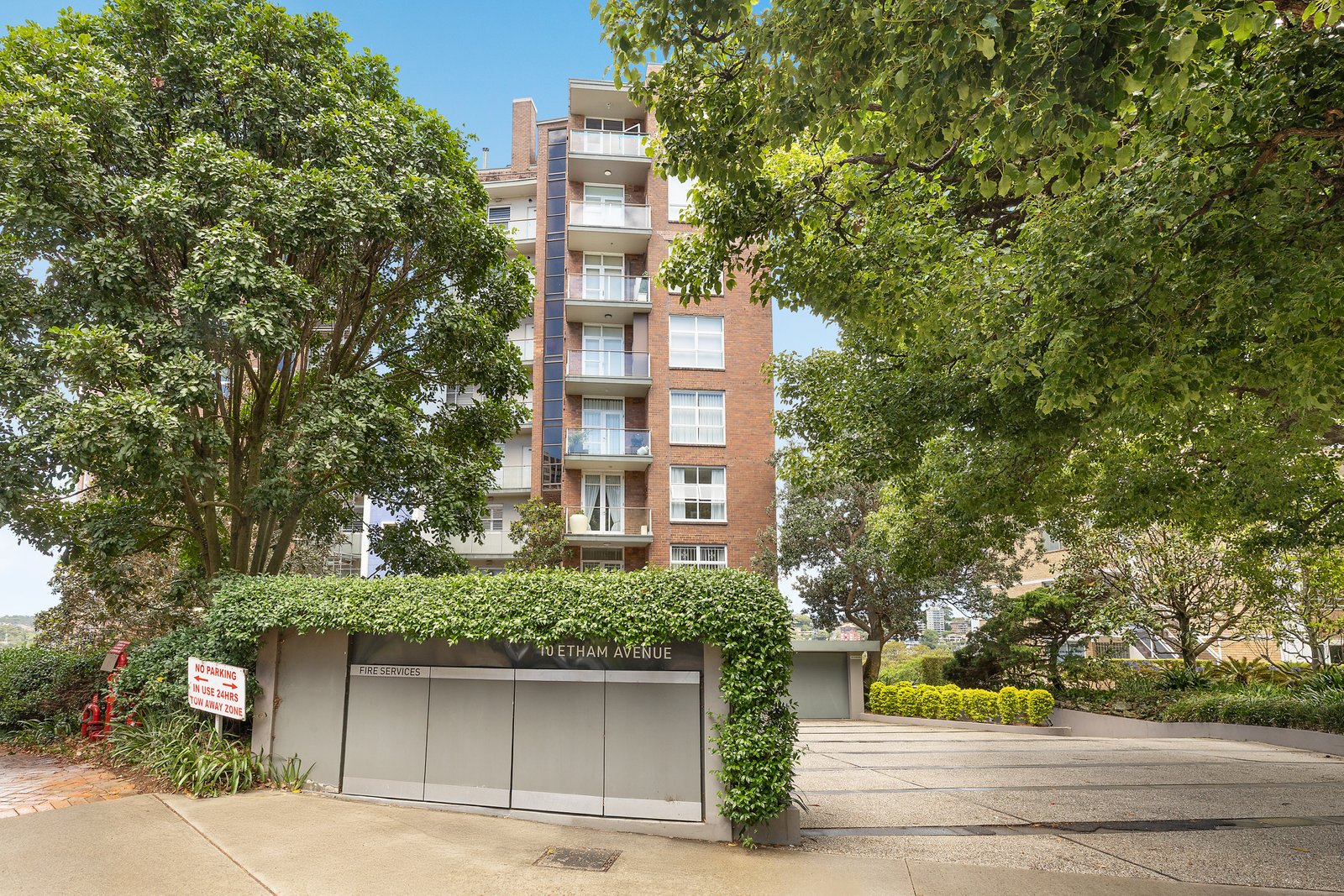 4/10 Etham Avenue DARLING POINT 8