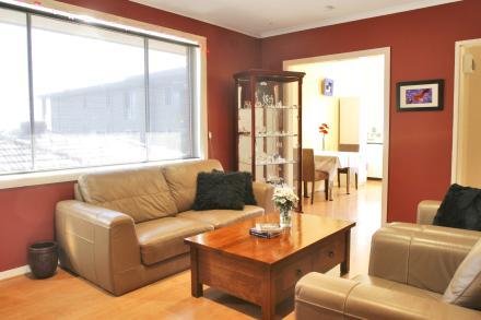 Gallery: 4/10 James Street