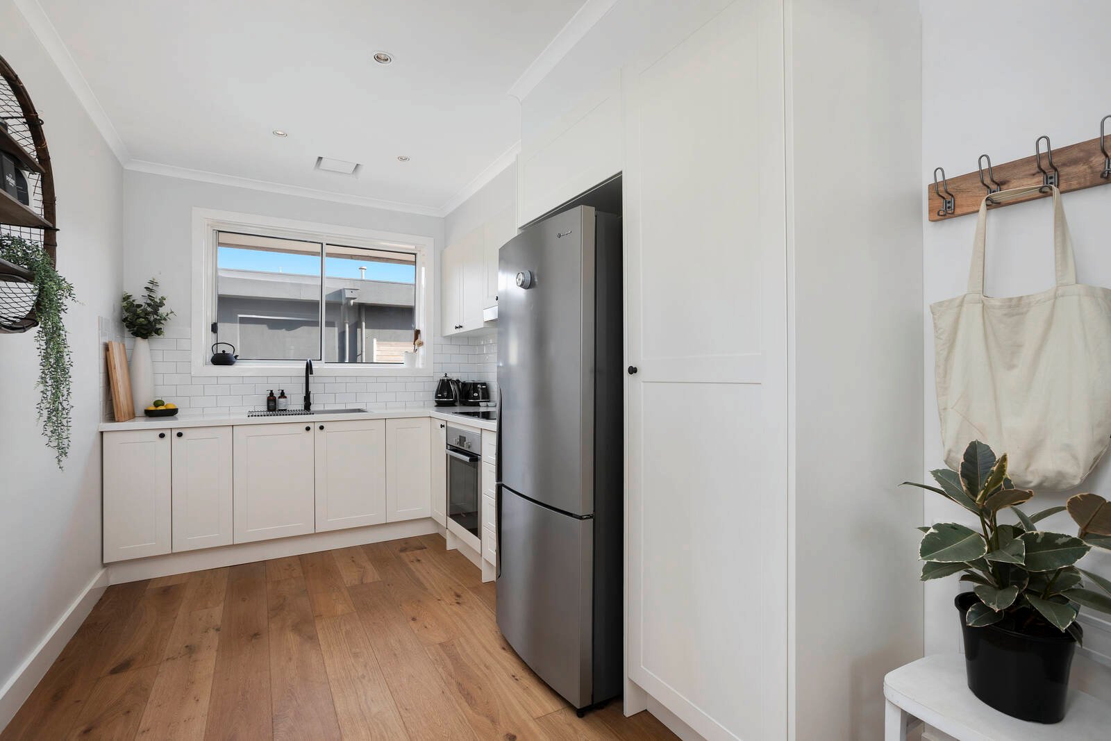 Gallery: 4/10 James Street