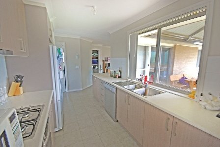4/10 Kimberley Drive TATTON 3