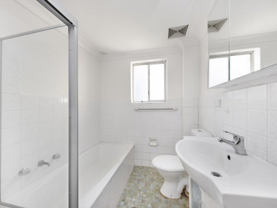 4/10 Kynaston Avenue RANDWICK 5