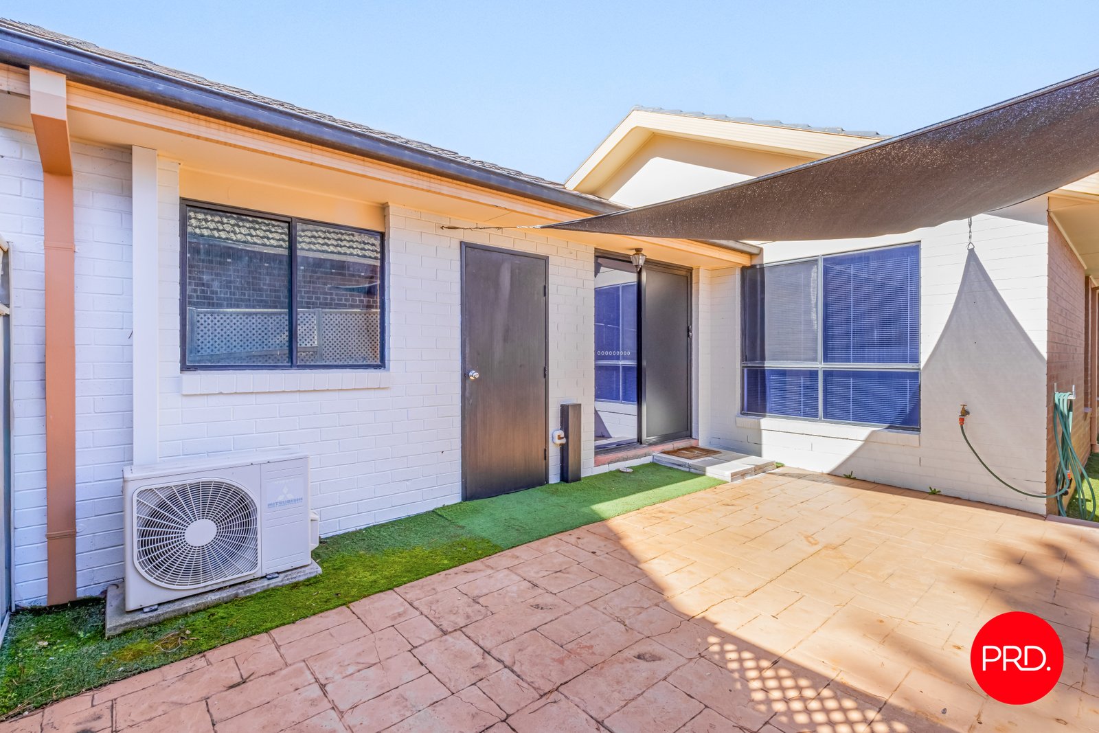 4/10 Ligar Street KENNINGTON 11