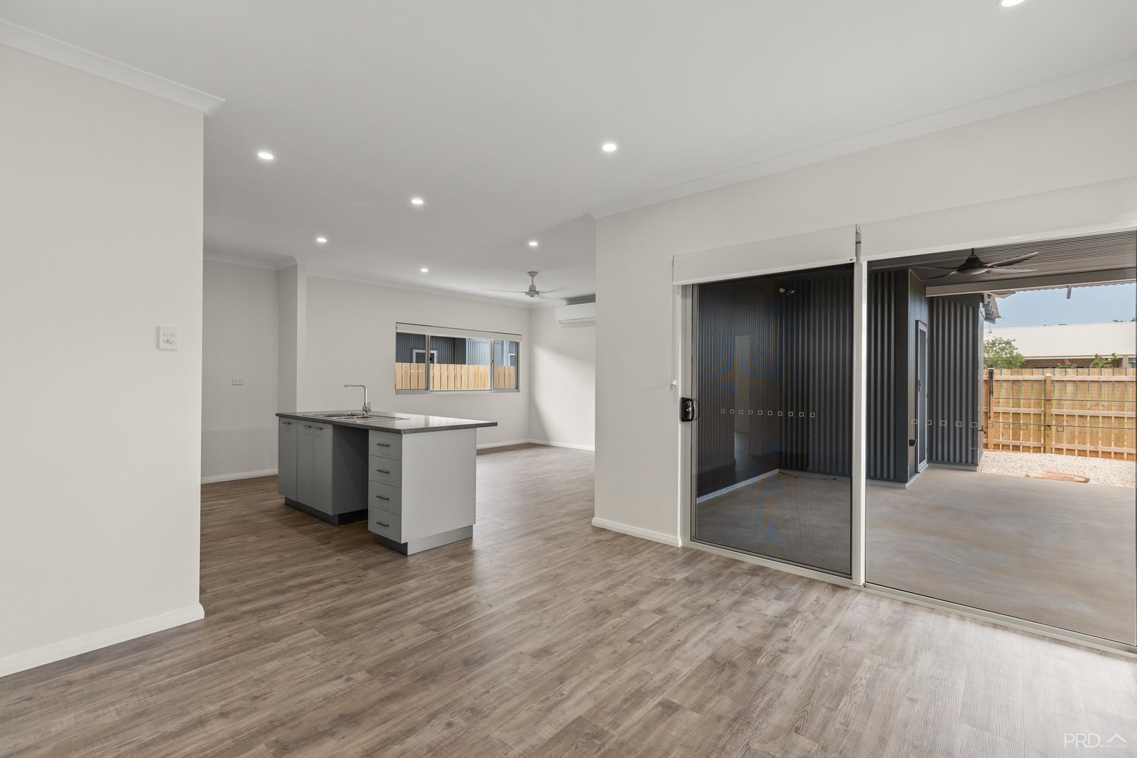 4/10 Nagula Court CABLE BEACH 3