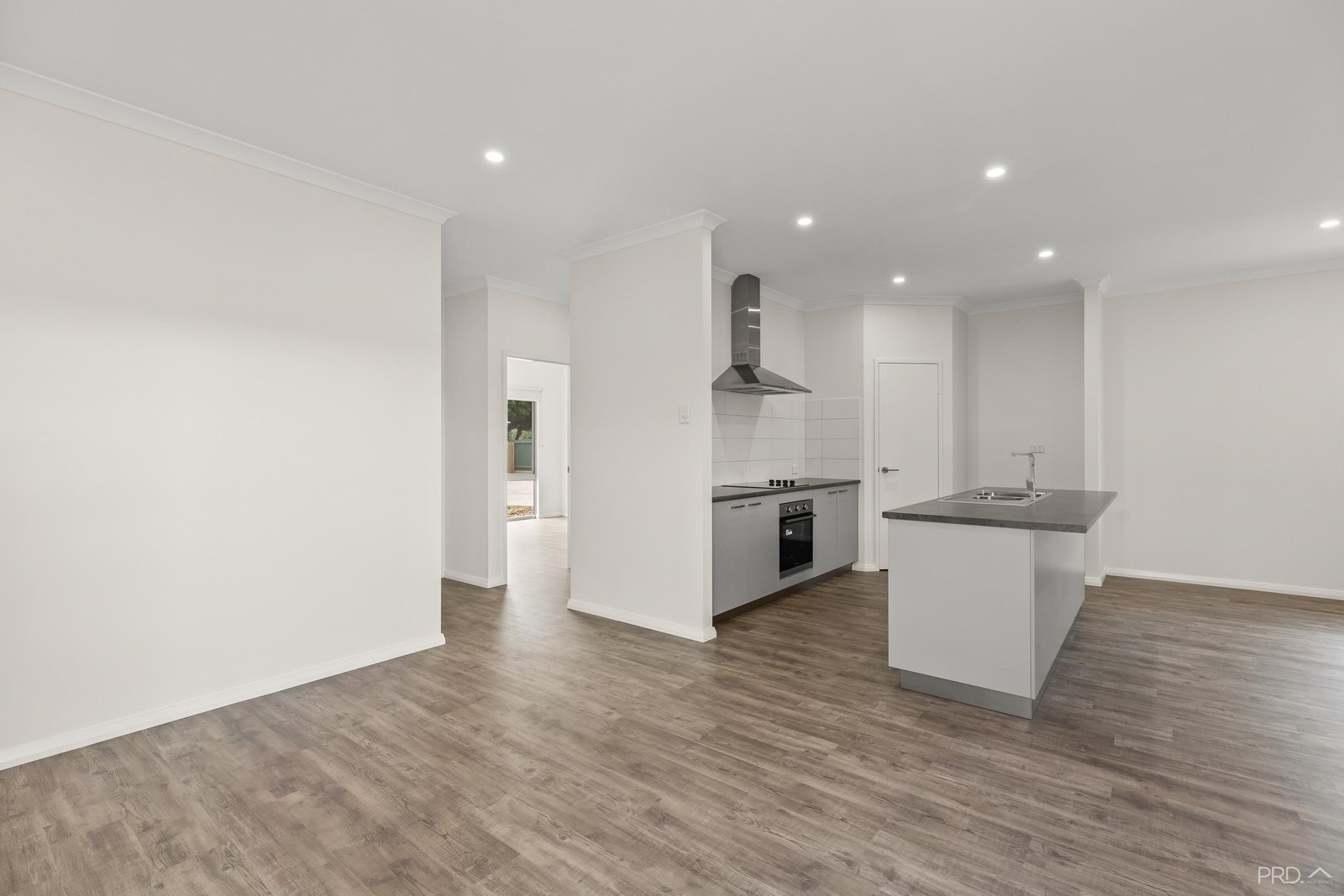4/10 Nagula Court CABLE BEACH 9