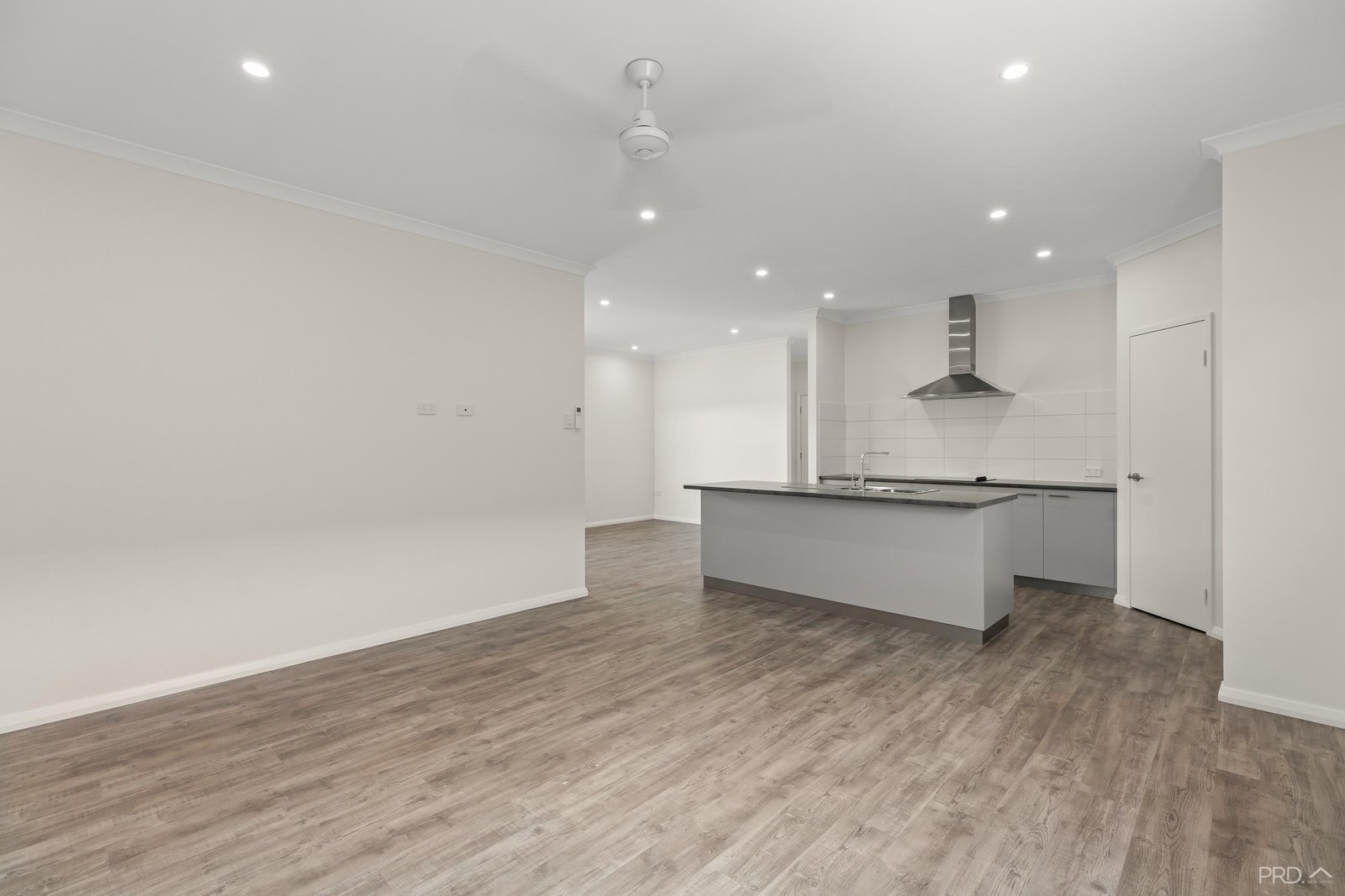 4/10 Nagula Court CABLE BEACH 10