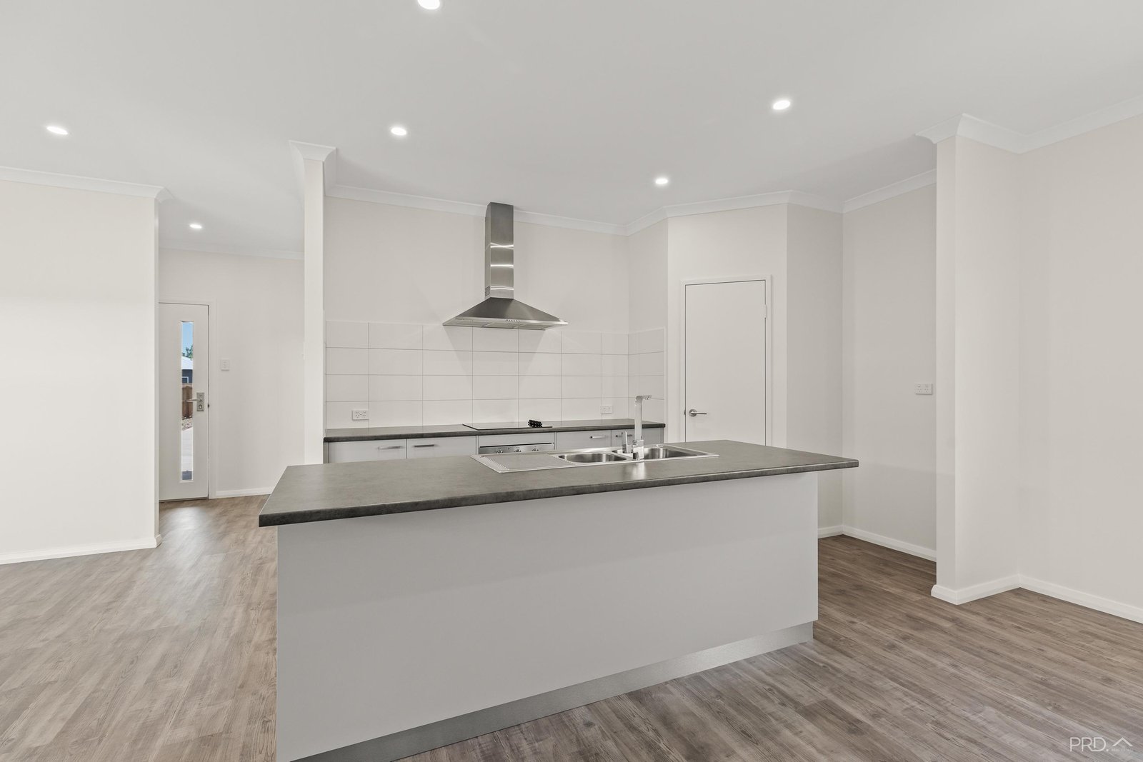 4/10 Nagula Court CABLE BEACH 11