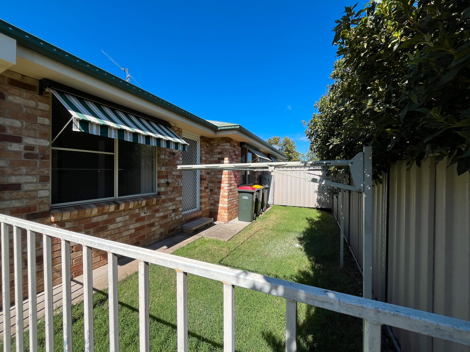 4/10 North Street TAMWORTH 8