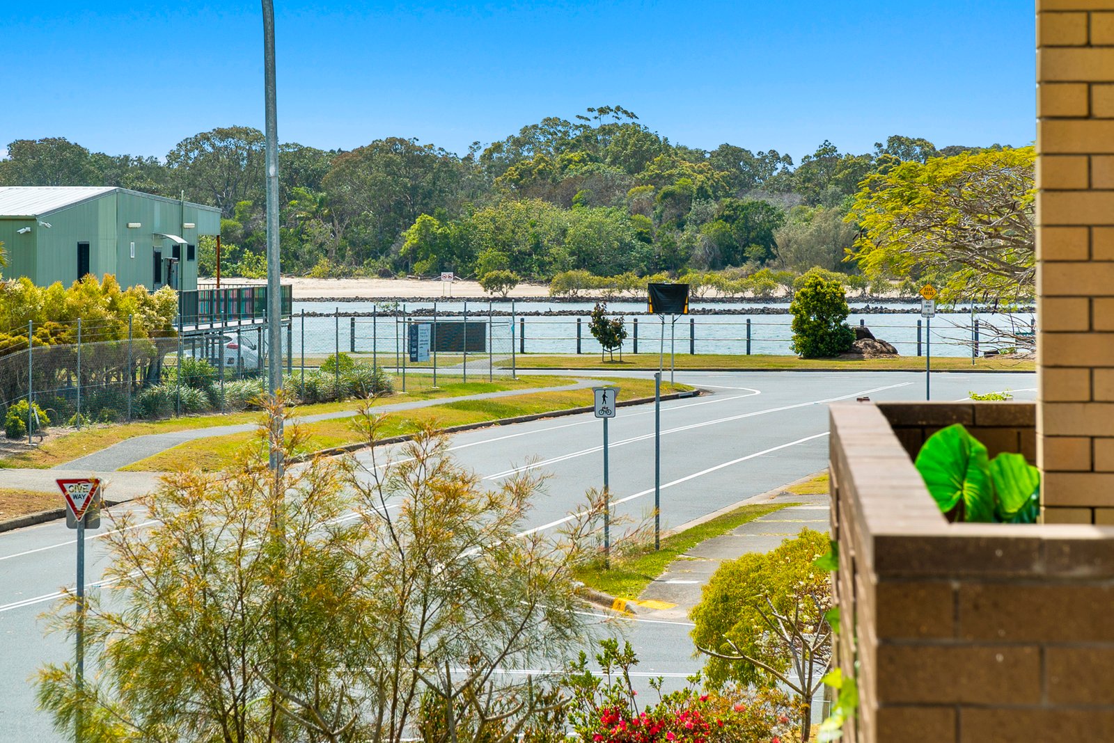 4/10 Solander Street TWEED HEADS 3