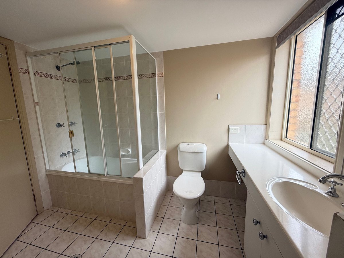 4/10 Stephens Street Burleigh Heads 13