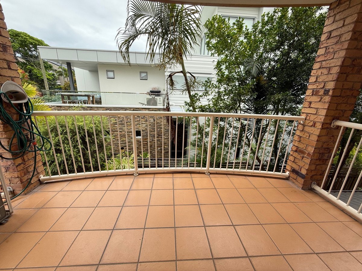 4/10 Stephens Street Burleigh Heads 14