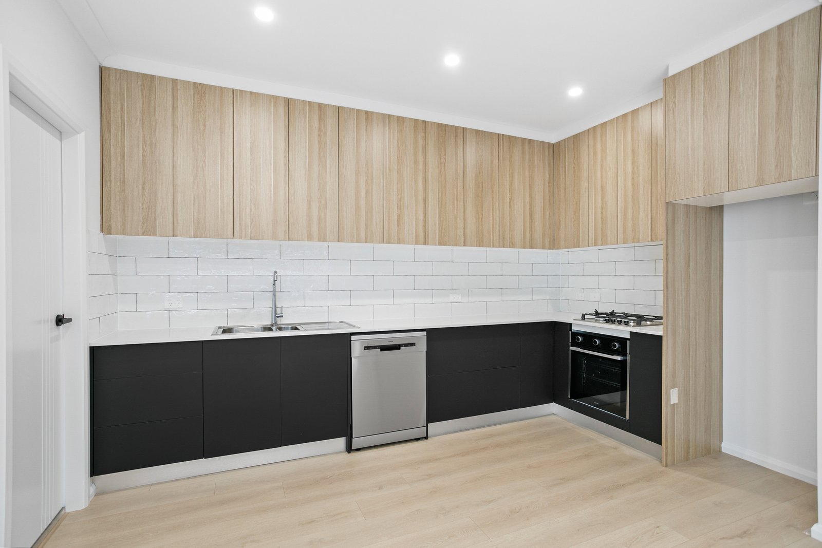 4/10 Taylor Rd  ALBION PARK 1